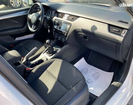 Шкода Октавия, объемом двигателя 1.6 л и пробегом 280 тыс. км за 12970 $, фото 9 на Automoto.ua