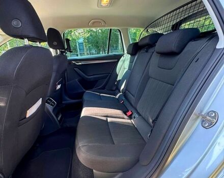 Шкода Октавія, об'ємом двигуна 2 л та пробігом 214 тис. км за 17700 $, фото 6 на Automoto.ua