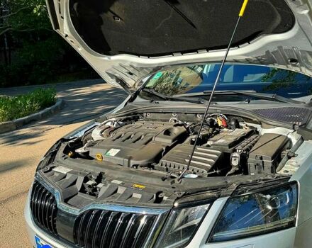 Шкода Октавія, об'ємом двигуна 2 л та пробігом 214 тис. км за 17700 $, фото 2 на Automoto.ua