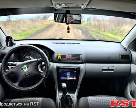 Шкода Октавія, об'ємом двигуна 1.6 л та пробігом 233 тис. км за 4900 $, фото 4 на Automoto.ua