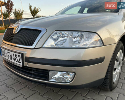 Шкода Октавия, объемом двигателя 1.6 л и пробегом 155 тыс. км за 5999 $, фото 3 на Automoto.ua