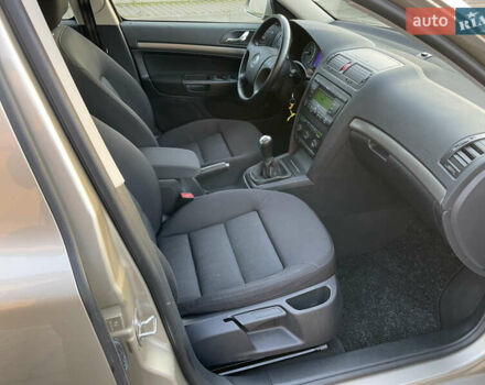 Шкода Октавия, объемом двигателя 1.6 л и пробегом 155 тыс. км за 5999 $, фото 17 на Automoto.ua