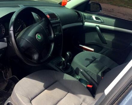 Шкода Октавія, об'ємом двигуна 1.6 л та пробігом 260 тис. км за 5000 $, фото 4 на Automoto.ua
