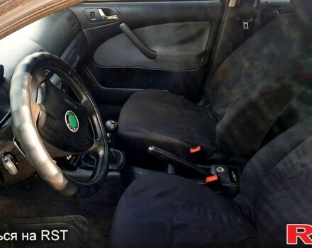 Шкода Октавия, объемом двигателя 1.6 л и пробегом 269 тыс. км за 4400 $, фото 5 на Automoto.ua