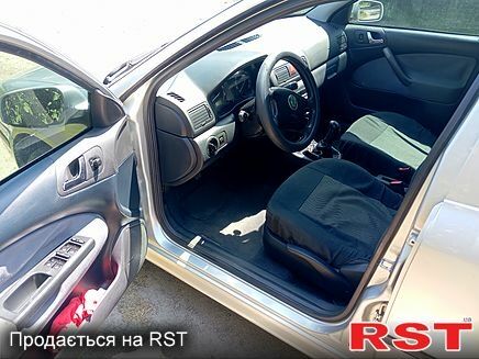 Шкода Октавия, объемом двигателя 1.6 л и пробегом 190 тыс. км за 4450 $, фото 3 на Automoto.ua