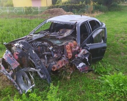 Шкода Октавия, объемом двигателя 0 л и пробегом 120 тыс. км за 1000 $, фото 2 на Automoto.ua