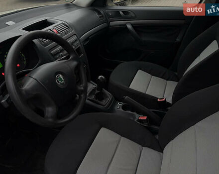 Шкода Октавия, объемом двигателя 1.6 л и пробегом 200 тыс. км за 5499 $, фото 6 на Automoto.ua