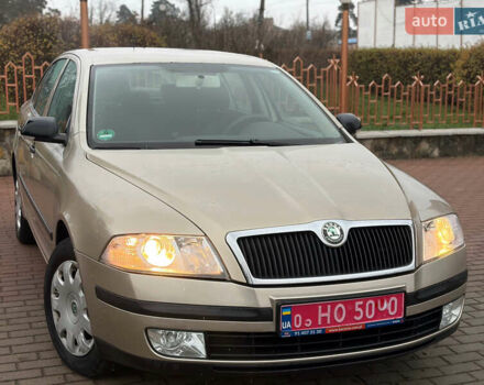 Шкода Октавия, объемом двигателя 1.6 л и пробегом 200 тыс. км за 5499 $, фото 1 на Automoto.ua