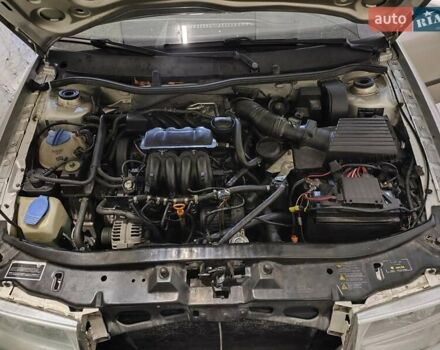 Шкода Октавия, объемом двигателя 1.6 л и пробегом 305 тыс. км за 4400 $, фото 9 на Automoto.ua