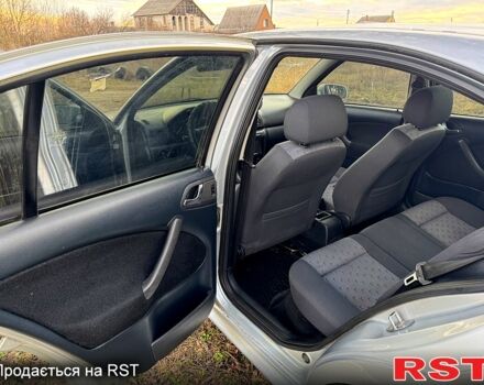 Шкода Октавия, объемом двигателя 16 л и пробегом 397 тыс. км за 3750 $, фото 9 на Automoto.ua