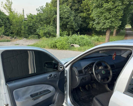 Шкода Октавія, об'ємом двигуна 1.6 л та пробігом 241 тис. км за 4999 $, фото 9 на Automoto.ua