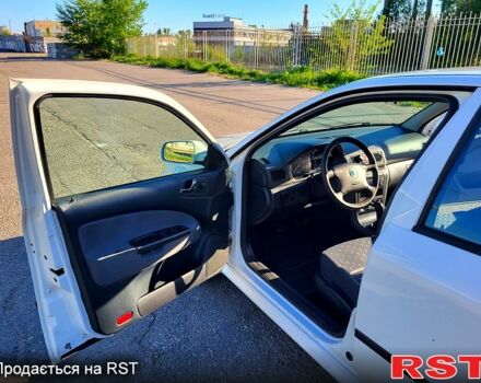 Шкода Октавія, об'ємом двигуна 1.6 л та пробігом 199 тис. км за 6400 $, фото 5 на Automoto.ua