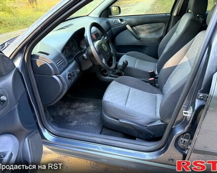 Шкода Октавия, объемом двигателя 1.6 л и пробегом 197 тыс. км за 5600 $, фото 7 на Automoto.ua