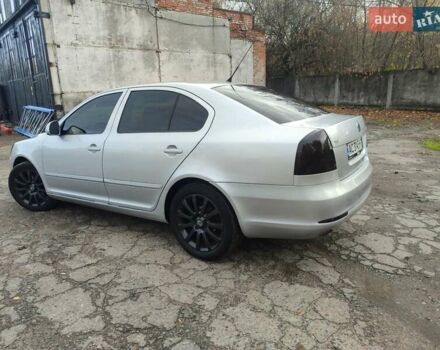 Шкода Октавия 2009 в Лубнах на Automoto.ua Шкода Октавия, объемом двигателя 1.6 л и пробегом 211 тыс. км за 5999 $, фото 3 на Automoto.ua