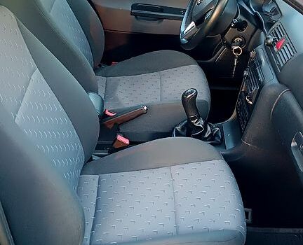 Шкода Октавія, об'ємом двигуна 1.6 л та пробігом 207 тис. км за 6500 $, фото 7 на Automoto.ua