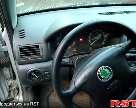 Шкода Октавия, объемом двигателя 1.6 л и пробегом 270 тыс. км за 4900 $, фото 2 на Automoto.ua