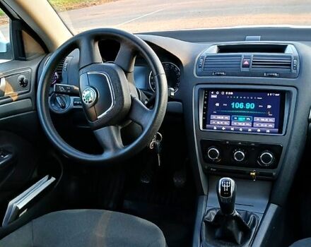 Шкода Октавия 2010 в Кривом Роге на Automoto.ua Шкода Октавия, объемом двигателя 1.9 л и пробегом 262 тыс. км за 6500 $, фото 2 на Automoto.ua