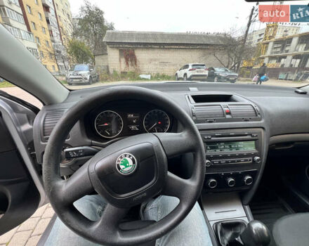 Шкода Октавия, объемом двигателя 1.6 л и пробегом 273 тыс. км за 7300 $, фото 8 на Automoto.ua