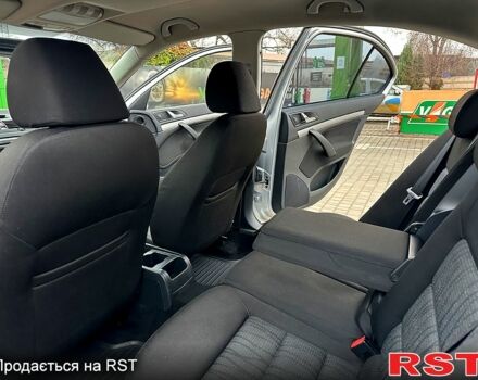 Шкода Октавія, об'ємом двигуна 1.6 л та пробігом 221 тис. км за 7600 $, фото 12 на Automoto.ua