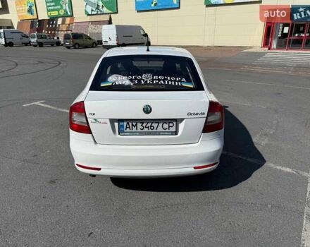 Шкода Октавия 2011 в Житомире на Automoto.ua Шкода Октавия, объемом двигателя 1.6 л и пробегом 214 тыс. км за 6700 $, фото 3 на Automoto.ua