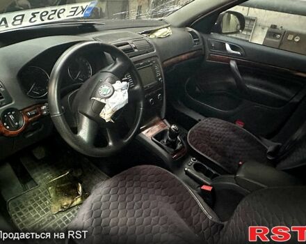 Шкода Октавія, об'ємом двигуна 1.6 л та пробігом 180 тис. км за 2800 $, фото 4 на Automoto.ua