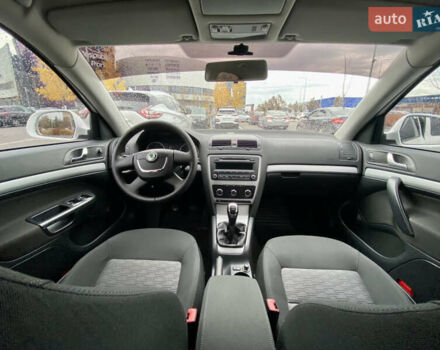 Шкода Октавія, об'ємом двигуна 1.8 л та пробігом 175 тис. км за 7950 $, фото 12 на Automoto.ua