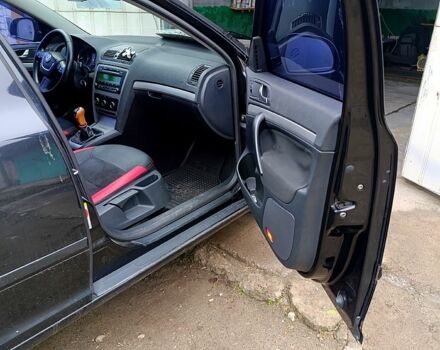 Шкода Октавія, об'ємом двигуна 1.8 л та пробігом 240 тис. км за 3500 $, фото 8 на Automoto.ua