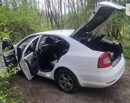 Шкода Октавія, об'ємом двигуна 1.8 л та пробігом 185 тис. км за 8600 $, фото 16 на Automoto.ua