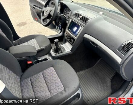 Шкода Октавія, об'ємом двигуна 1.8 л та пробігом 170 тис. км за 8300 $, фото 5 на Automoto.ua