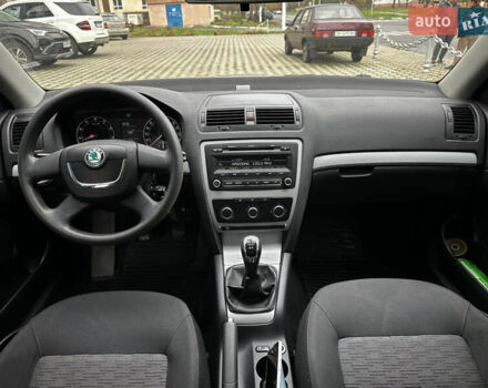 Шкода Октавия, объемом двигателя 1.6 л и пробегом 112 тыс. км за 8700 $, фото 6 на Automoto.ua