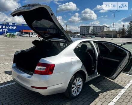 Шкода Октавия, объемом двигателя 1.6 л и пробегом 298 тыс. км за 9750 $, фото 4 на Automoto.ua