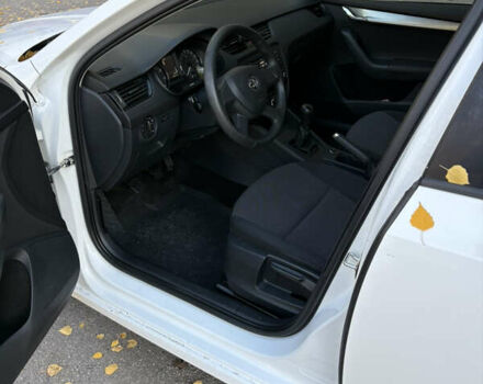 Шкода Октавия 2013 в Харькове на Automoto.ua Шкода Октавия, объемом двигателя 1.2 л и пробегом 116 тыс. км за 7900 $, фото 9 на Automoto.ua