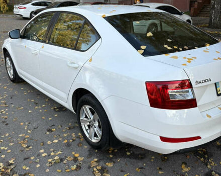 Шкода Октавия 2013 в Харькове на Automoto.ua Шкода Октавия, объемом двигателя 1.2 л и пробегом 116 тыс. км за 7900 $, фото 20 на Automoto.ua