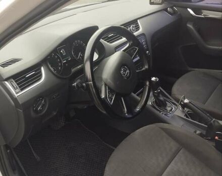 Шкода Октавия 2014 в Запорожье на Automoto.ua Шкода Октавия, объемом двигателя 2 л и пробегом 315 тыс. км за 11700 $, фото 60 на Automoto.ua