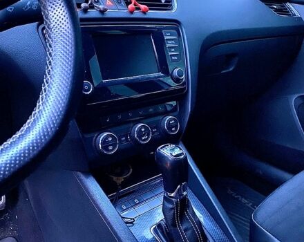 Шкода Октавия 2014 в Первомайск на Automoto.ua Шкода Октавия, объемом двигателя 2 л и пробегом 285 тыс. км за 11900 $, фото 7 на Automoto.ua