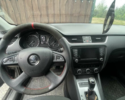 Шкода Октавия, объемом двигателя 1.6 л и пробегом 200 тыс. км за 11000 $, фото 4 на Automoto.ua