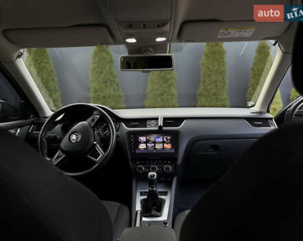 Шкода Октавия, объемом двигателя 1.6 л и пробегом 288 тыс. км за 11000 $, фото 9 на Automoto.ua