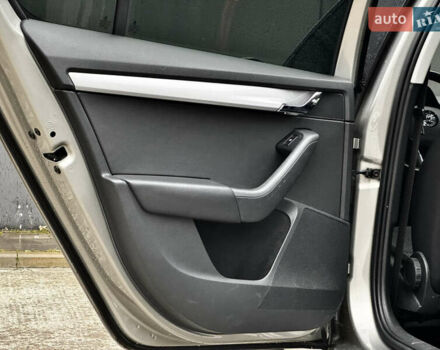 Шкода Октавия, объемом двигателя 1.8 л и пробегом 266 тыс. км за 10500 $, фото 19 на Automoto.ua