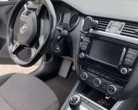 Шкода Октавія, об'ємом двигуна 1.97 л та пробігом 301 тис. км за 13500 $, фото 17 на Automoto.ua