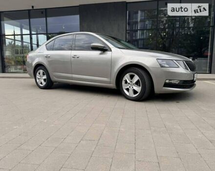 Шкода Октавия, объемом двигателя 1.6 л и пробегом 222 тыс. км за 13000 $, фото 2 на Automoto.ua