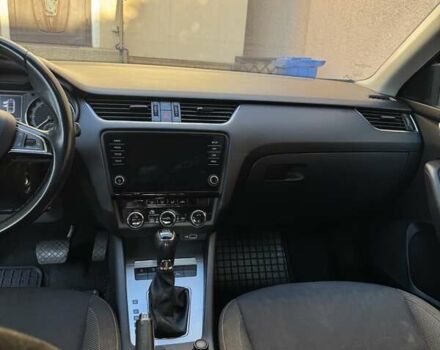 Шкода Октавия, объемом двигателя 1.6 л и пробегом 249 тыс. км за 13200 $, фото 1 на Automoto.ua