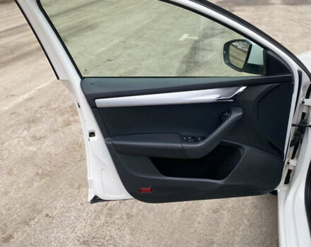 Шкода Октавія, об'ємом двигуна 1.97 л та пробігом 301 тис. км за 13500 $, фото 13 на Automoto.ua