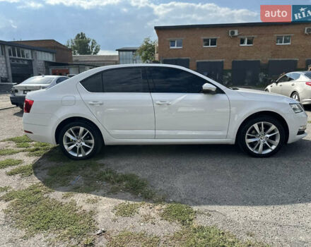 Шкода Октавия, объемом двигателя 2 л и пробегом 270 тыс. км за 15400 $, фото 2 на Automoto.ua