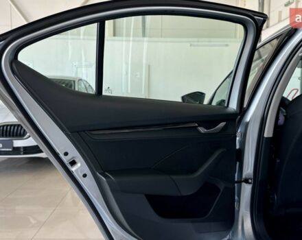 купить новое авто Шкода Октавия 2024 года от официального дилера Моторкрафт Шкода фото