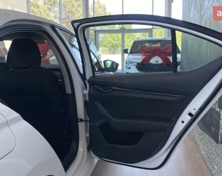 Шкода Октавія 2024 року купити нове авто Шкода Октавія 2024 року від офіційного дилера Автоцентр AUTO.RIA Шкода фото