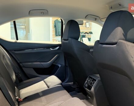 Шкода Октавия 2025 года купить новое авто Шкода Октавия 2025 года от официального дилера Автоцентр AUTO.RIA Шкода фото