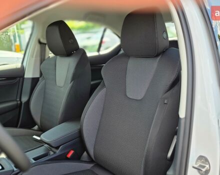 купить новое авто Шкода Октавия 2025 года от официального дилера Віннер Центр Київ Шкода фото