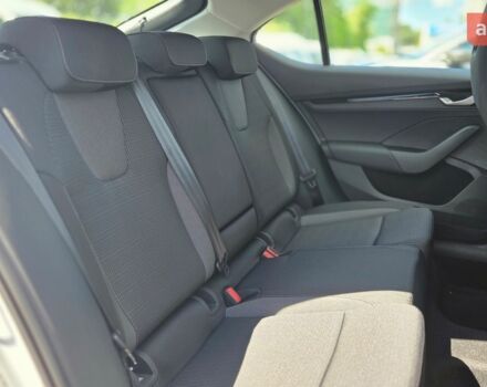 купить новое авто Шкода Октавия 2025 года от официального дилера Віннер Центр Київ Шкода фото