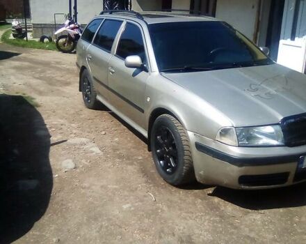 Шкода Октавия, объемом двигателя 0 л и пробегом 208 тыс. км за 1950 $, фото 1 на Automoto.ua