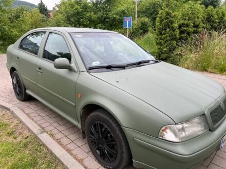 Шкода Октавия, объемом двигателя 1.9 л и пробегом 300 тыс. км за 2200 $, фото 1 на Automoto.ua
